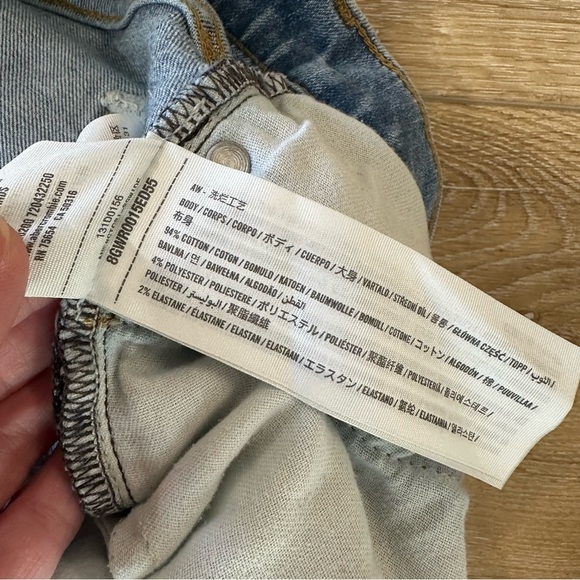 Abercrombie & Fitch Men’s Slim Taper Stretch Distressed Denim Jeans Sz 32 GUC - Picture 8 of 9